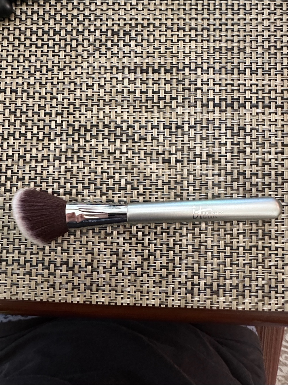It cosmetics 113 brush
